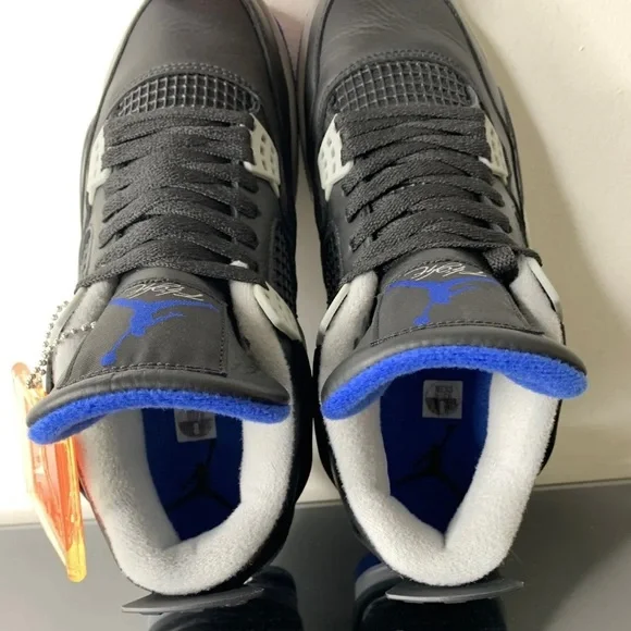Jordan retro 4